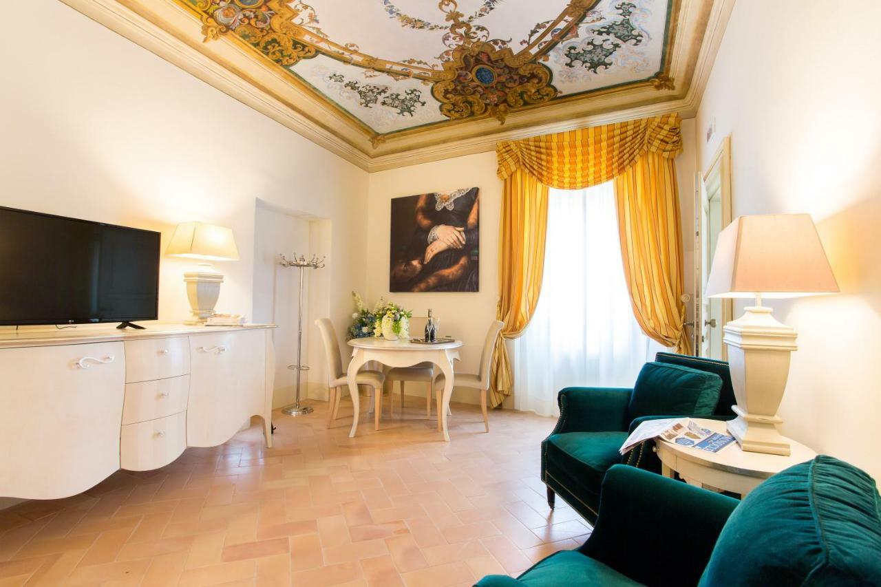 Апартаменты Palazzo Gentili Сан-Северино-Марке Экстерьер фото