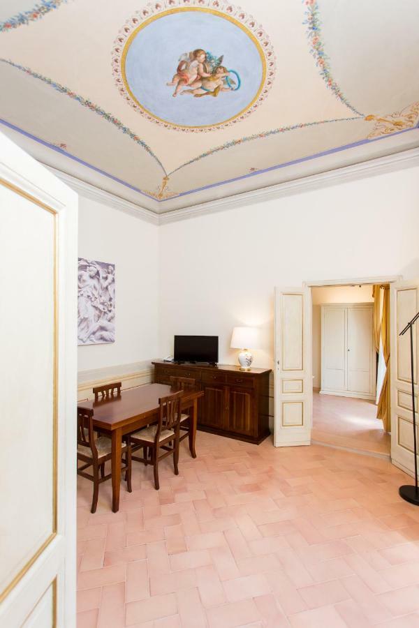 Апартаменты Palazzo Gentili Сан-Северино-Марке Экстерьер фото